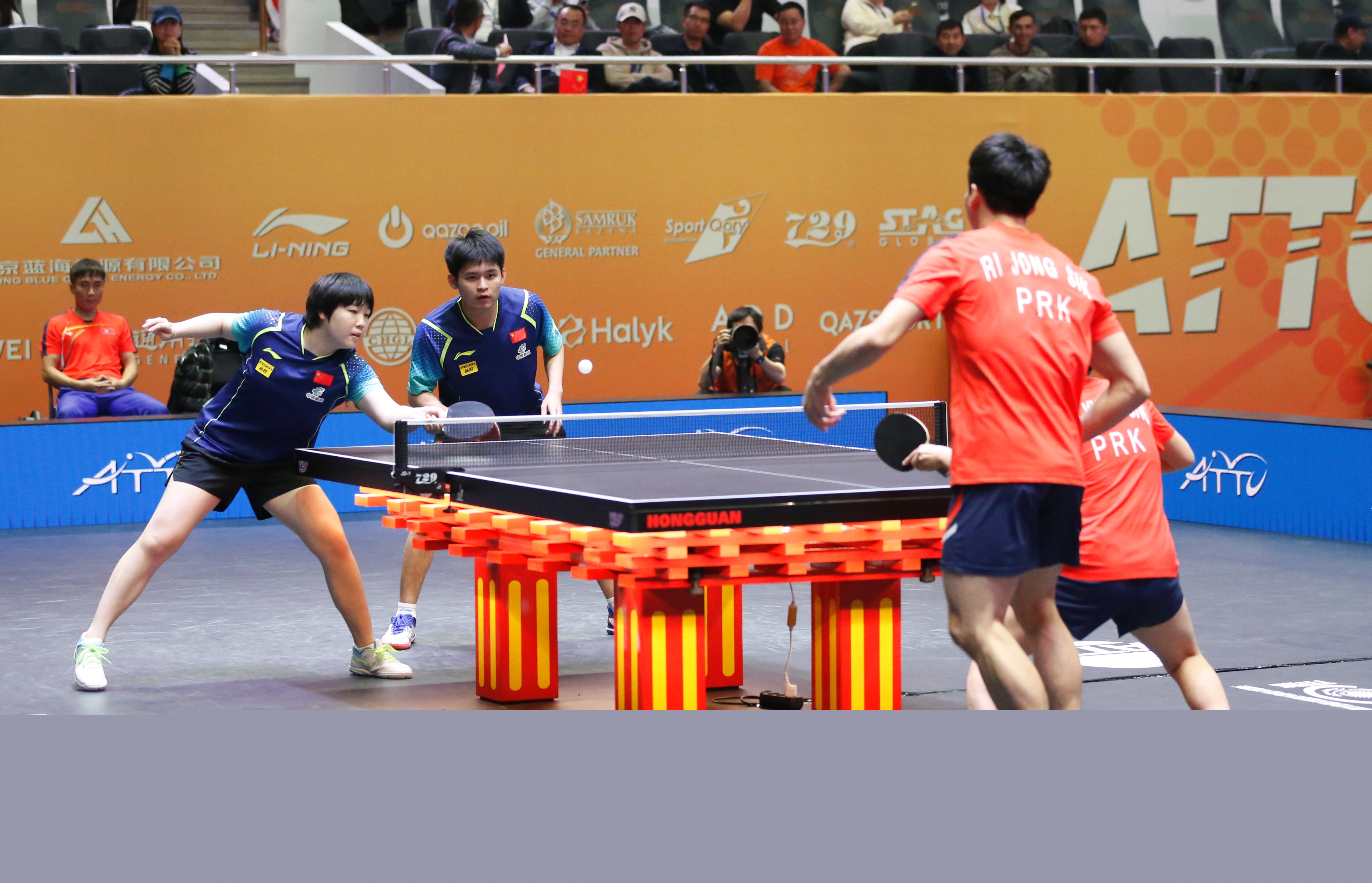 以及在勇士 以及在勇士