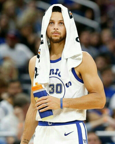 他以提前阅 他以提前阅